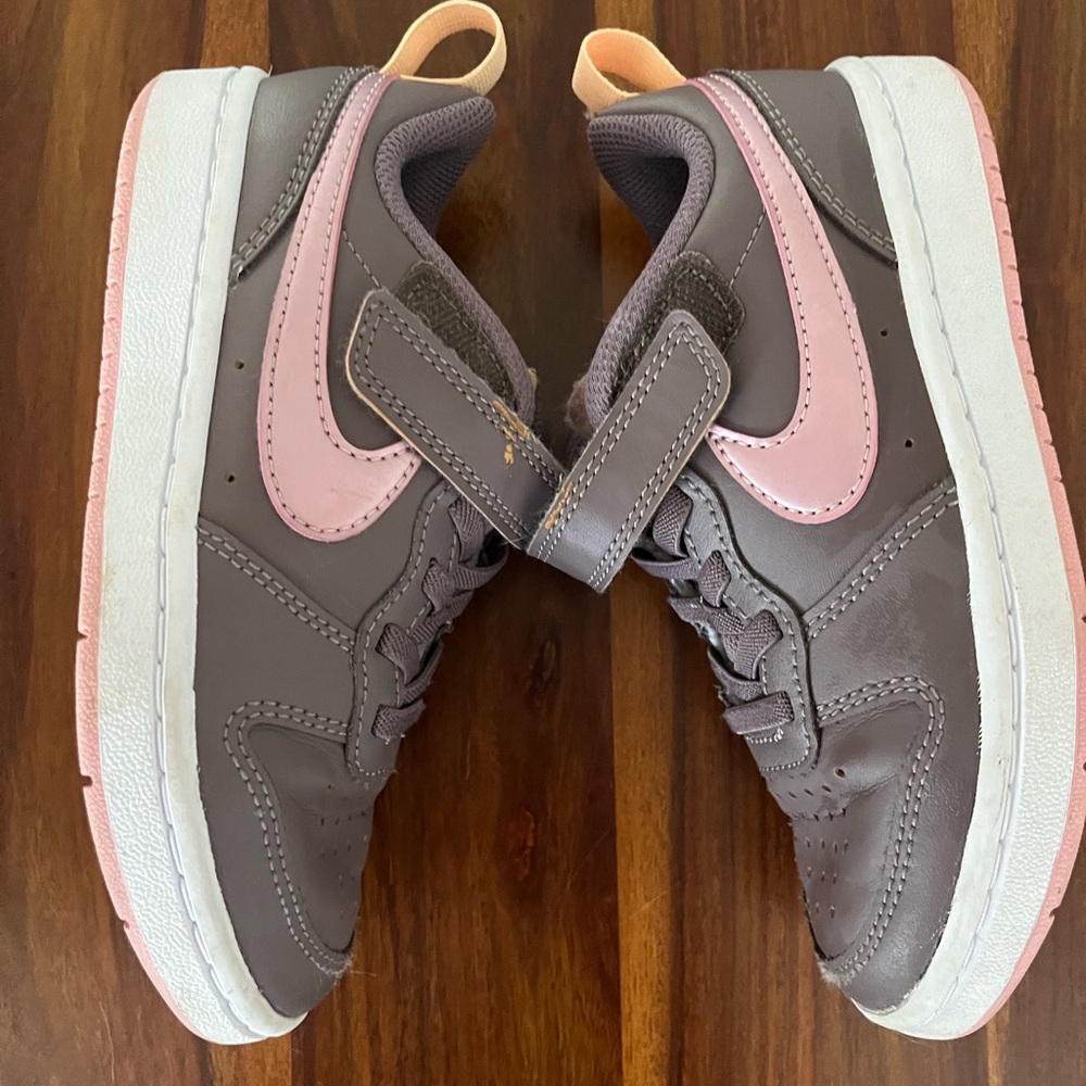 Nike Court Borough Low 2 Kids size 12C